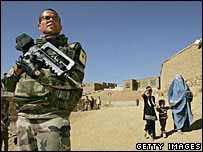 Pháp cam kết gửi thêm quân tới Afghanistan